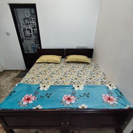 Alam Homestay Kochi Esterno foto