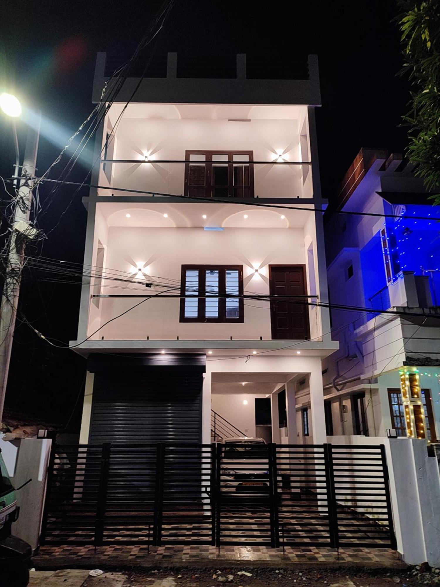 Alam Homestay Kochi Esterno foto